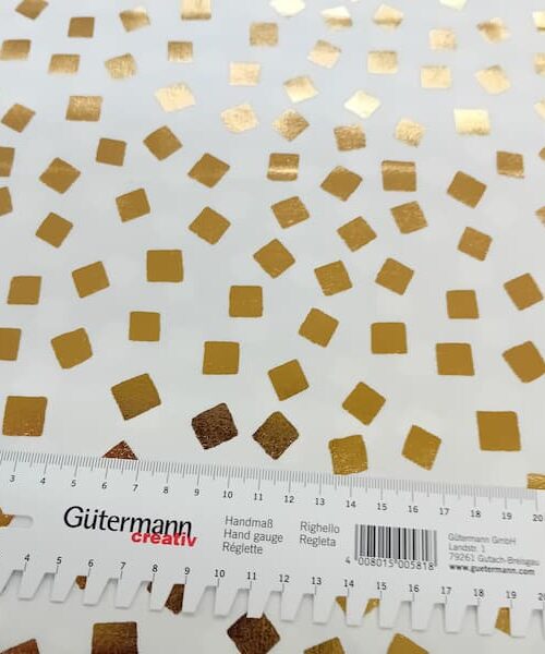 20260703_132445 (1) Patchwork - Meterware - Swafing - Gold auf eierschalenweiß - Würfel
