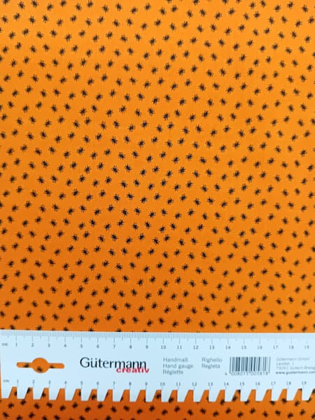 20260908_165704 Patchwork - Meterware - Halloween - kleine Spinnen - Happy Haunting